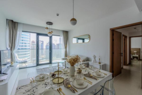 Luxe Nautical style apartment 2 bd in Vida Yacht Club